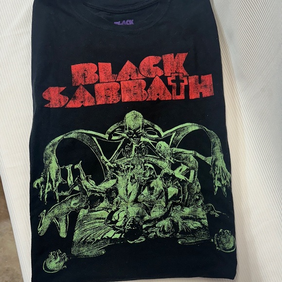 2017 Black Sabbath Bloody Sabbath  Rock Off T-Shirt XXL - Picture 2 of 3